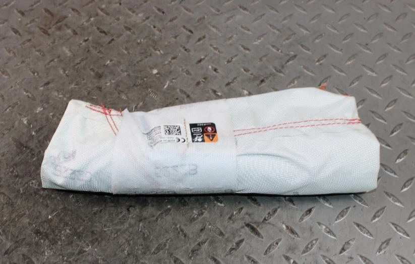 2016 Cadillac Escalade Air Bag